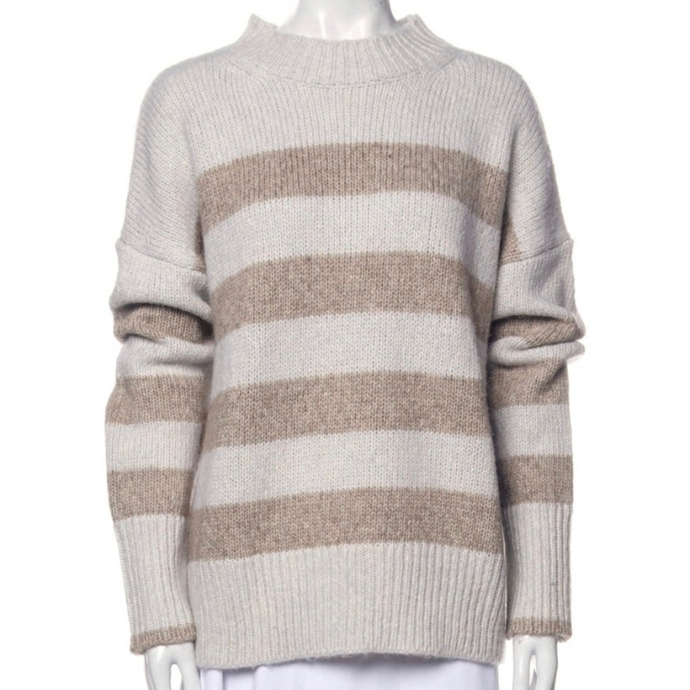 La Ligne striped sweater with tags. Never worn. Perfect condition. Size Medium.